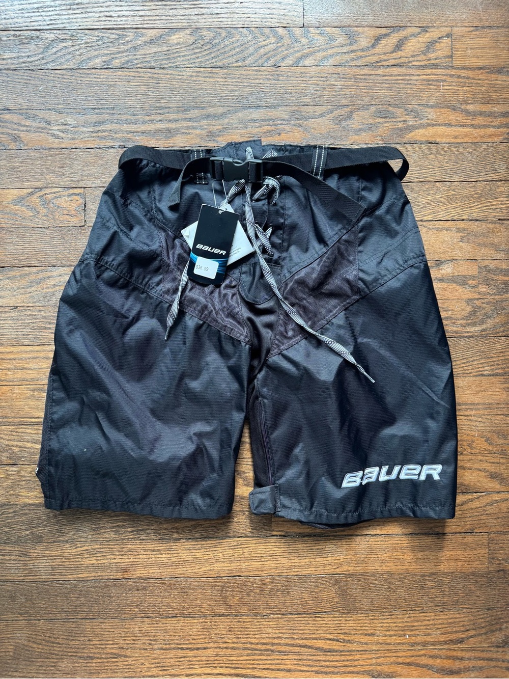 New With Tags Bauer Ice Hockey Pant Shell Cover [Sr. Small]